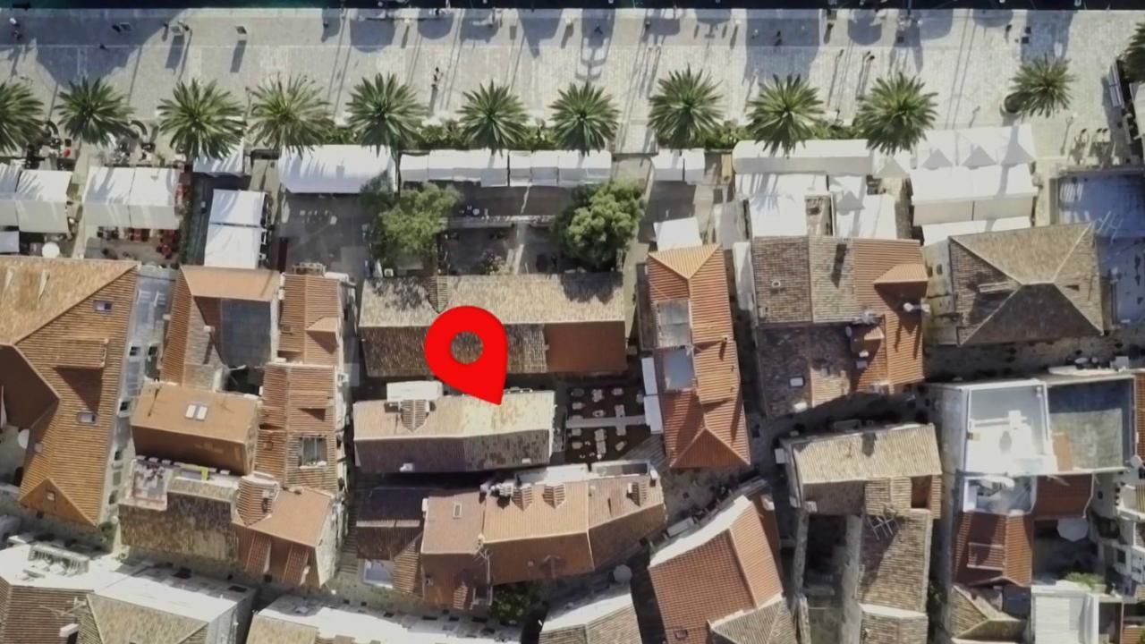 Street Garden Apartment Hvar Town Exterior photo